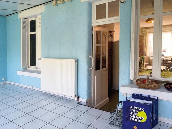 MAISON DE VILLE F5 DE 123 M² A RÉNOVER PROCHE CENTRE-VILLE CHÂTELLERAULT Réf 2631