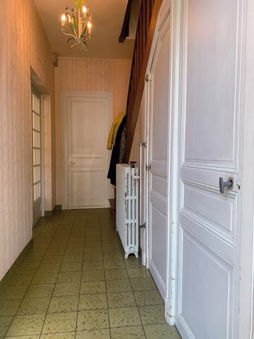 MAISON DE VILLE F5 DE 123 M² A RÉNOVER PROCHE CENTRE-VILLE CHÂTELLERAULT Réf 2631