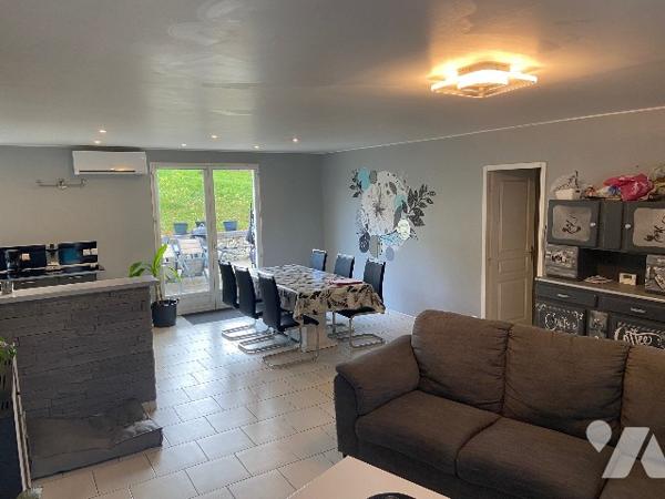 Un pavillon récent habitable de suite