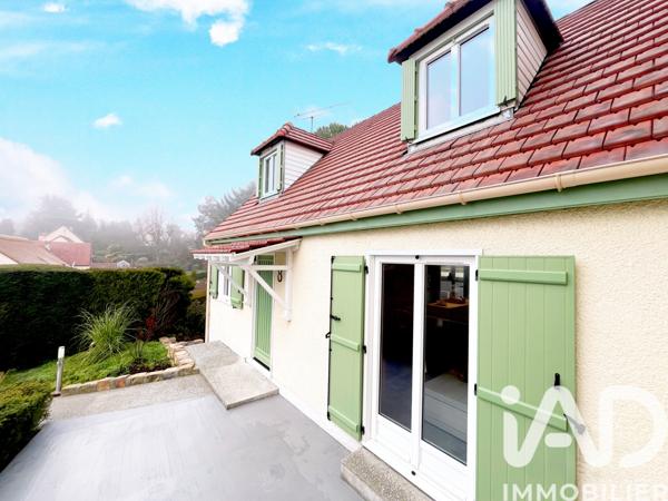 Maison à vendre 5 pièces 92 m² Saint-Arnoult-en-Yvelines