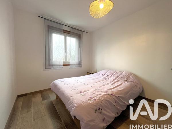 Maison à vendre 5 pièces 92 m² Saint-Arnoult-en-Yvelines