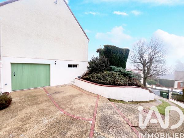 Maison à vendre 5 pièces 92 m² Saint-Arnoult-en-Yvelines
