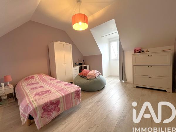 Maison à vendre 5 pièces 92 m² Saint-Arnoult-en-Yvelines