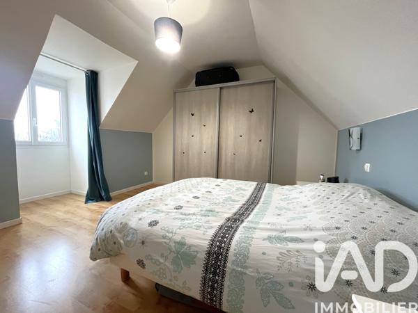 Maison à vendre 5 pièces 92 m² Saint-Arnoult-en-Yvelines