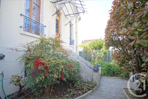 Maison à vendre  5 pièces - 120 m 2   CHOISY LE ROI  - 94