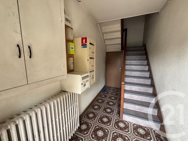 Appartement T2 à vendre  2 pièces - 55,99 m2 CHATELLERAULT - 86