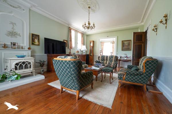 Maison à vendre |  La Tremblade |  11 pièces | 335 m²