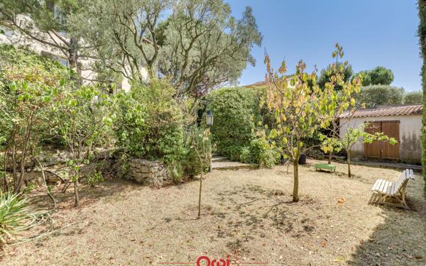 Maison à vendre    5 pièces •  Marseille 12