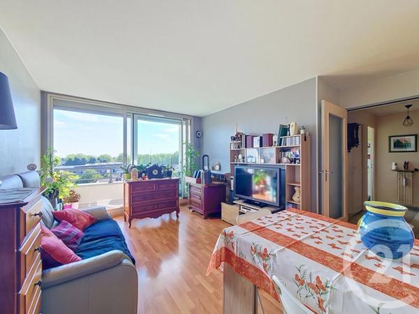 Appartement F2 à vendre  2 pièces - 45,76 m 2   FRESNES  - 94