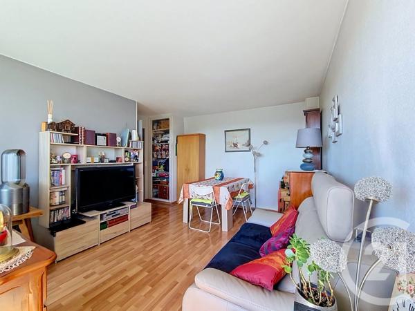 Appartement F2 à vendre  2 pièces - 45,76 m 2   FRESNES  - 94