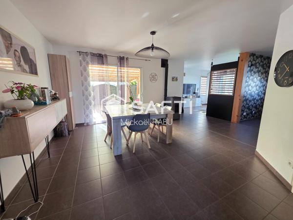Maison - 6 pièces - 137 m²