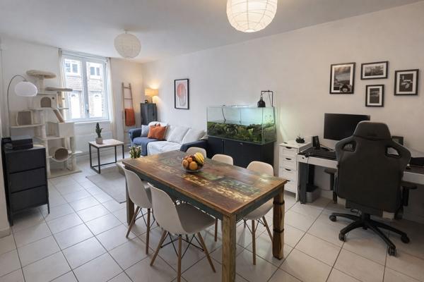 Immeuble Lomme 103 m² - deux appartements - garage - jardin partagé - proche métro