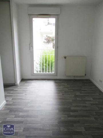 Appartement à vendre 2 pièces 45m² Sainte-Geneviève-des-Bois (91700)