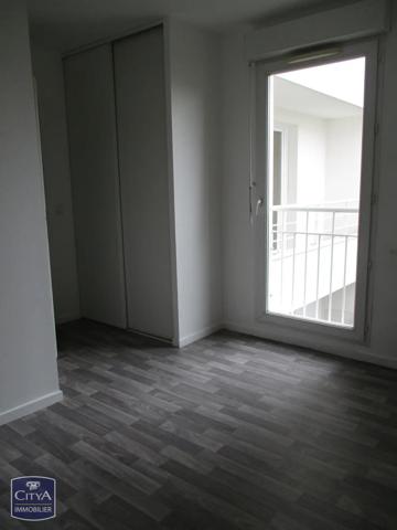 Appartement à vendre 2 pièces 45m² Sainte-Geneviève-des-Bois (91700)