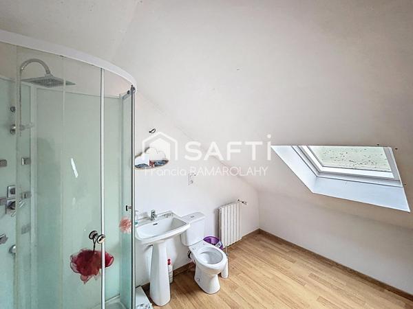 Maison de campagne avec dépendances