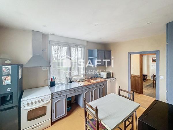 Maison de campagne avec dépendances