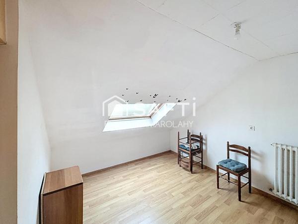 Maison de campagne avec dépendances