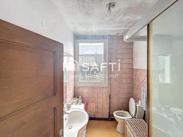 Maison de campagne avec dépendances