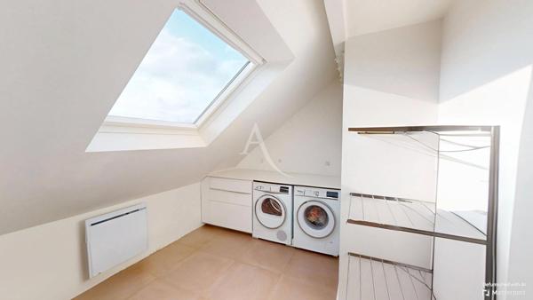 Maison familiale contemporaine avec jardin, piscine hors sol et suite parentale