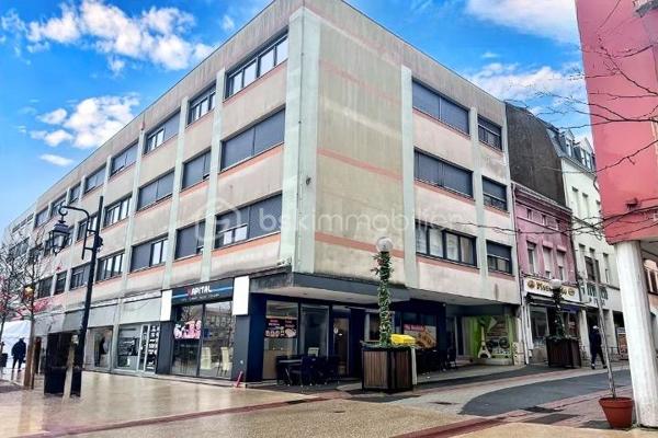 Immeuble mixte de 1 700 m²