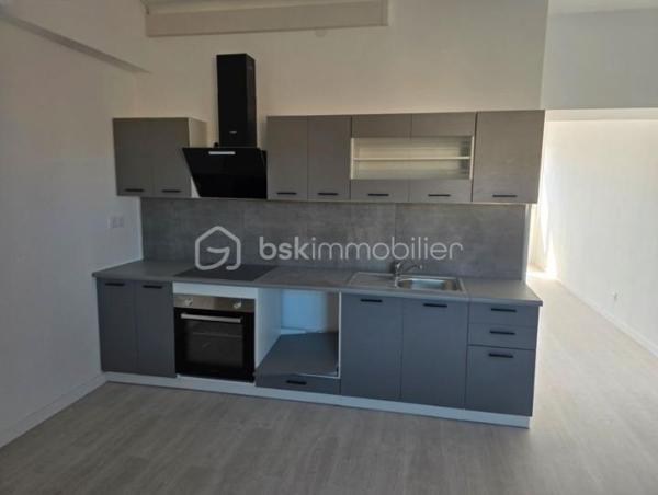 Immeuble mixte de 1 700 m²