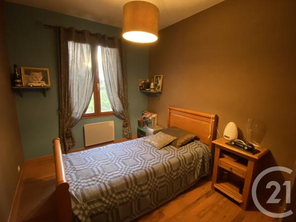 Maison à vendre  7 pièces - 94 m2 LA GUERCHE SUR L AUBOIS - 18