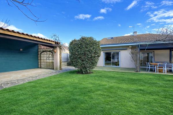 Cournon-d'Auvergne (63800) ENSEMBLE IMMOBILIER - MAISON 6 CHAMBRES - CABINET PRO - COURNON D'AUVERGNE - 63800