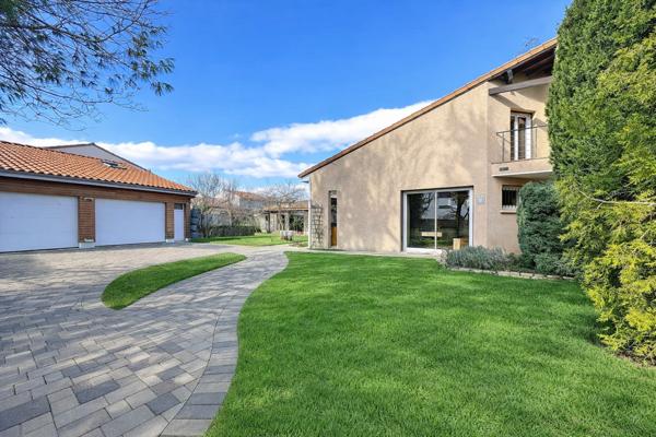 Cournon-d'Auvergne (63800) ENSEMBLE IMMOBILIER - MAISON 6 CHAMBRES - CABINET PRO - COURNON D'AUVERGNE - 63800