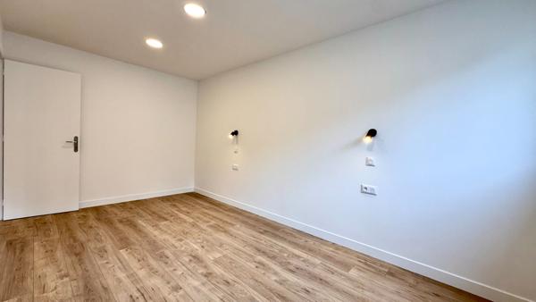 Appartement Lumineux de 3 pièces 47.8 m2 - Vaugirard Paris 15