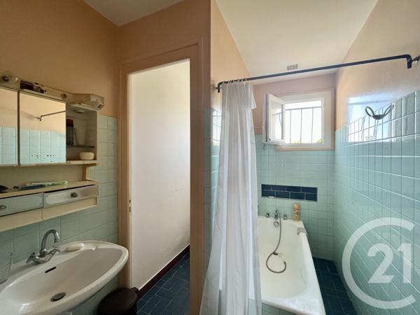 Maison à vendre  4 pièces - 127,75 m 2   ST GEORGES D OLERON  - 17