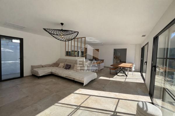 Maison récente 5 pièces à vendre à Martigues