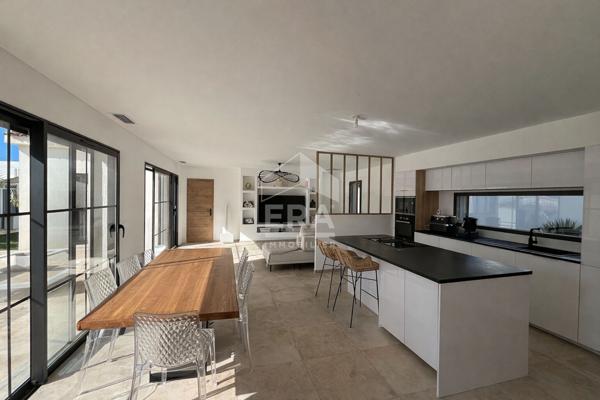 Maison récente 5 pièces à vendre à Martigues