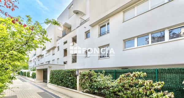 À vendre Appartement 6 pièces 141.75 m² - Courbevoie 92400