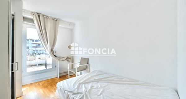À vendre Appartement 6 pièces 141.75 m² - Courbevoie 92400