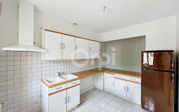 Appartement à louer    4 pièces •  Pazayac