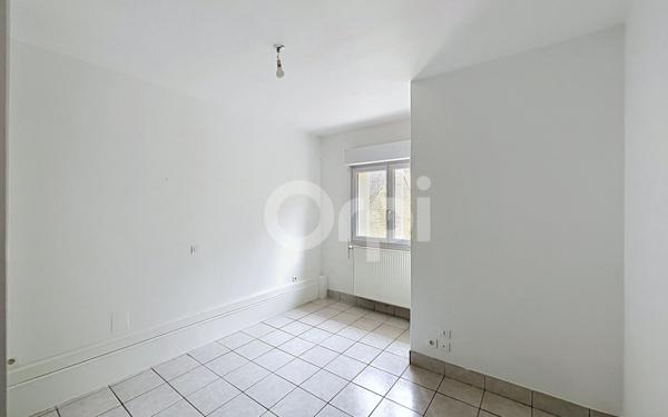 Appartement à louer    4 pièces •  Pazayac
