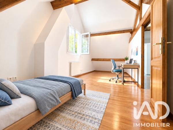 Maison à vendre 9 pièces 208 m² Chelles