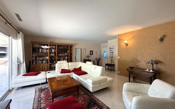 Maison à vendre    4 pièces •  Béziers