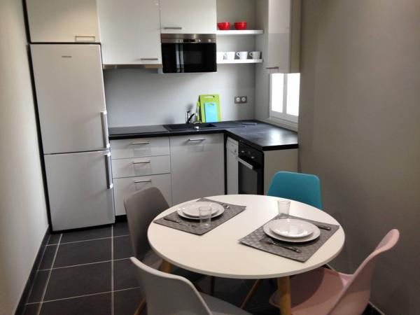 A LOUER APPARTEMENT T3 MEUBLE BORDEAUX - GAMBETTA