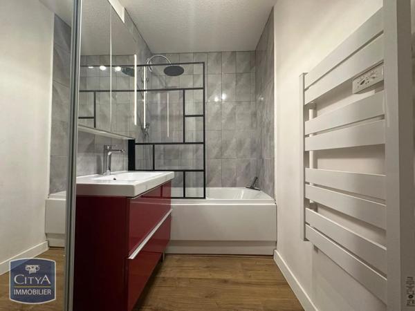 Appartement à louer 3 pièces 70.96m² Avignon (84000)