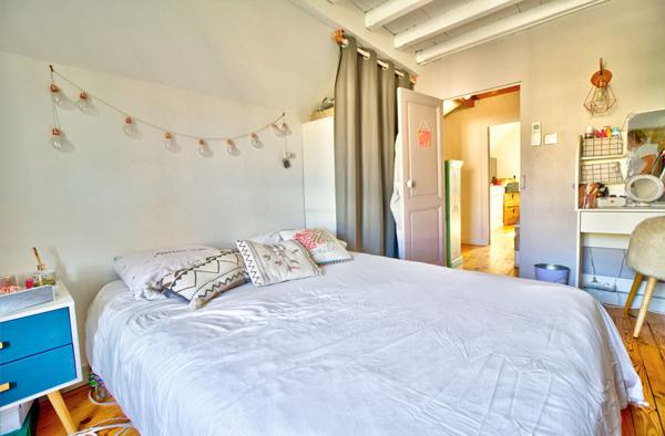 Maison de charme avec 5 chambres, jardin et garage proche passerelle au vieux Passage.