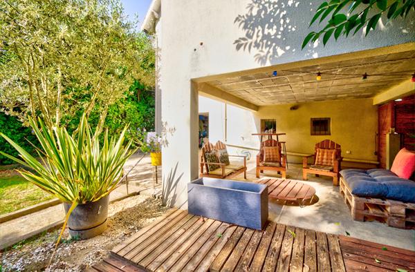 Maison de charme avec 5 chambres, jardin et garage proche passerelle au vieux Passage.