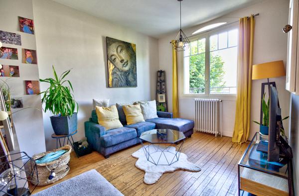 Maison de charme avec 5 chambres, jardin et garage proche passerelle au vieux Passage.