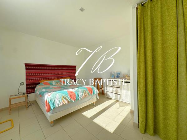 Ferme avec hangar à 5 min de l'accès rocade et des commodités