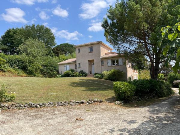 30 MINUTES DE TOULOUSE VUE PYRENNEES PARC DECORE DE 6000 M²