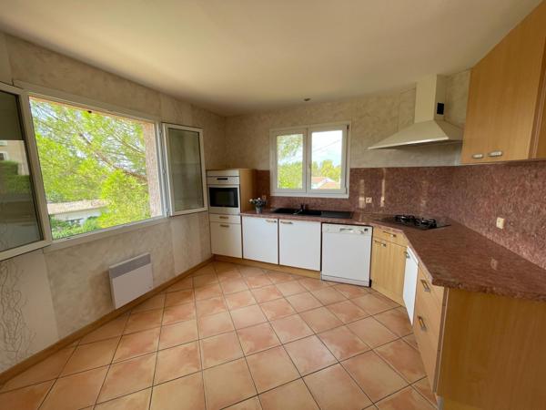 30 MINUTES DE TOULOUSE VUE PYRENNEES PARC DECORE DE 6000 M²