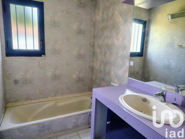 Maison à vendre 7 pièces 149 m² Fontenay-le-Comte