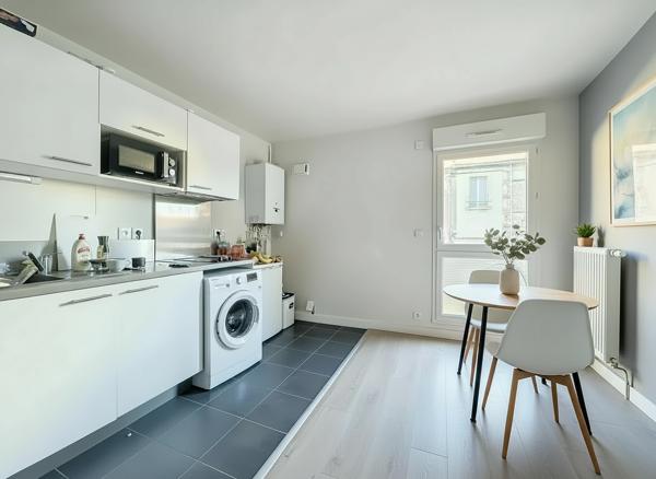 Appartement
         2 pièces
        - 38 m² Exclusivité 149 000 €*