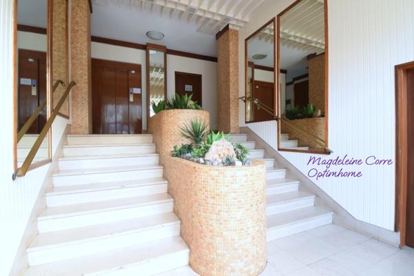 Box de 13m² dans résidence de 1972