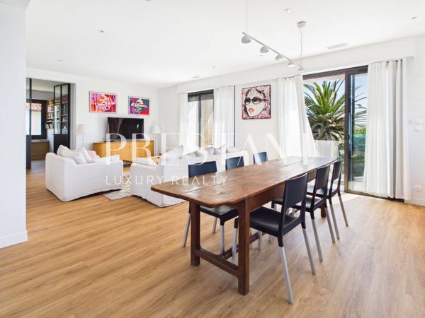 Biarritz – La Milady, très jolie vue pour cette villa aux beaux volumes ouverts et indépendants., BIARRITZ
